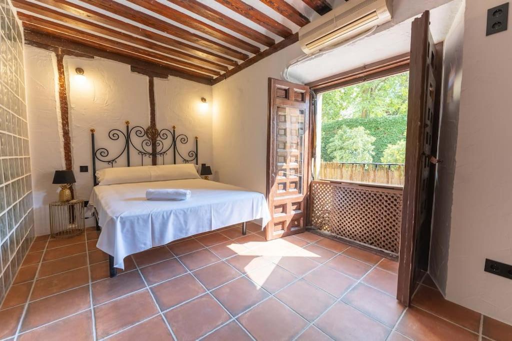 Encantador Apartamento En Calle Segovia Madrid Buitenkant foto